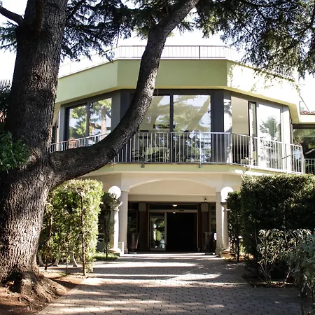 Floramare Health Hotel 3*